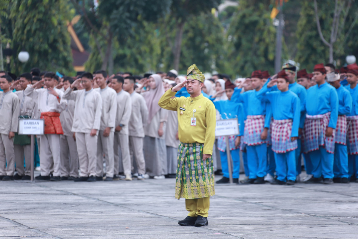 Puncak Perayaan HUT Ke-67 Provinsi Riau Berlangsung Meriah