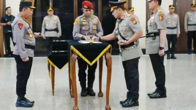 Kapolri Pimpin Sertijab Kapolda Riau