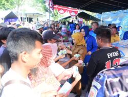 Warga Padati Pasar Murah Peringati HUT TNI AL 2025